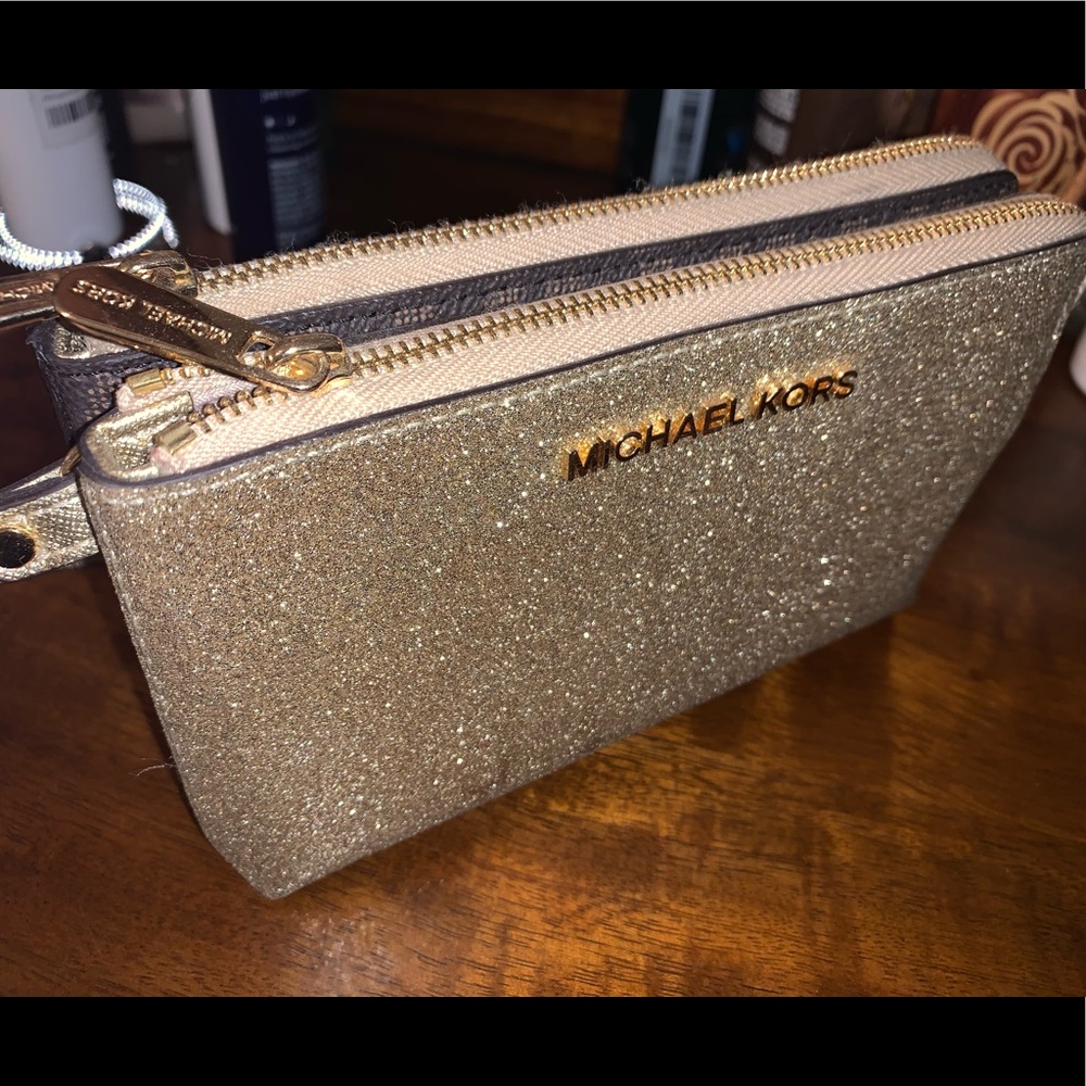 Michael Kors Wristlet